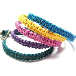 Bracelet de perles colorées tressées à la mode Bracelets en macramé en coton Bracelets de bijoux en perles Bijoux de mode d'Inde - Product Image 4