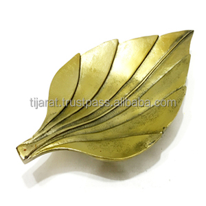 Nueva tendencia, forma de latón única, bandeja de exhibición de comida de Metal de lujo moderna, mesa, decoración del hogar, utensilios de cocina con logotipo personalizado - Product Image 1