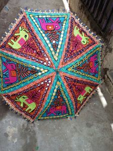 Petits parapluies brodés indiens de poche Design classique Décoration de fête en plein air de mariage et de noël Contrôle manuel - Product Image 4