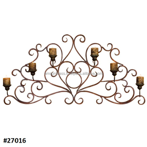 Applique murale en métal de grande taille à style victorien - Product Image 1