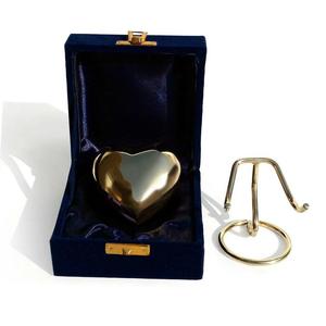 Urna de cremación de corazón con floristería dorada, suministros funerarios, Brassworld, India - Product Image 6