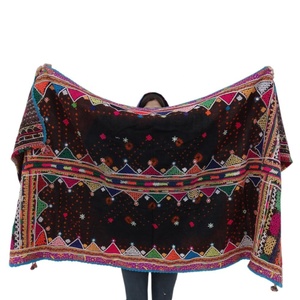 En gros vintage fait main en laine rabari châle antique brodé tribal kutchi jeter - Product Image 1
