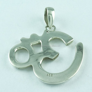 Colgante Om, Colgante Religioso Indio de Plata, Colgante de Plata de Ley 925 - Product Image 4
