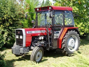 Massey 240 รถแทรกเตอร์ AgriElite - สมรรถนะที่แม่นยําโดย Murshid - Product Image 2