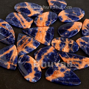 หินโซดาลิตอัญมณีทรงหลังเบี้ยธรรมชาติ - Product Image 3