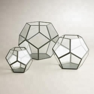 Toda la venta de diseño de vidrio de metal planta de aire hogar de vidrio decorativo forma piramidal terrario, vidrio geométrico Pentágono Terrario - Product Image 1