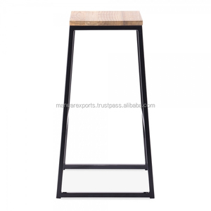 Taburete de Metal Industrial con asiento de madera Natural - Product Image 3
