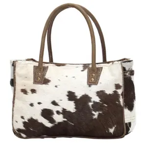 2023หนังนิ่มสีน้ำตาล Cowhide Tote กระเป๋าวัวพิมพ์กระเป๋าถือกระเป๋าช้อปปิ้งขนาดใหญ่สำหรับผู้หญิงสุภาพสตรี