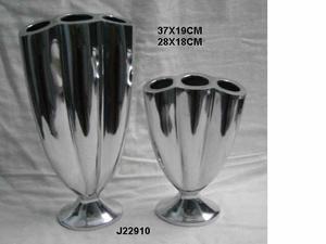 High Quality Cast Aluminium Flower Vase With Two Handle Top <b>Mirror</b> Polish Available in Mat Finish Also Tableware Home Decor - Product Image 4