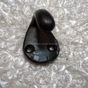 Achetez en gros : Crochet mural en fonte noir avec motif torsadé, pour manteaux et chapeaux, type rail - Product Image 3