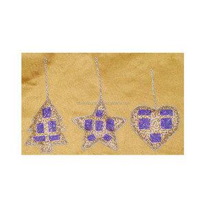 Ornement de Noël brodé au zari - Product Image 1