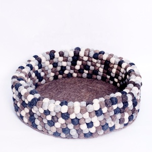 FDH-018 Comfortable <b>Dog</b> <b>Beds</b> Warm New Zealand Wool Eco-friendly Solid Pattern Handcrafted by Nepalese Artisans Pet House - Product Image 1