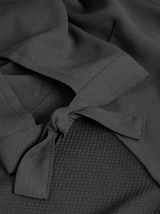 T-shirt à boutons décontracté personnalisé pour femmes de grande taille en coton noir uni brodé de logo lavé écologique dernière conception col rond - Product Image 4