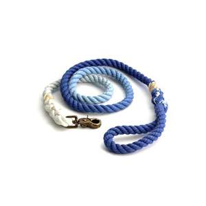 Accessoires de luxe personnalisés pour animaux de compagnie Ensemble de colliers en laisse pour chien Boucle en métal Ruban Matériau en cuir de qualité Logo - Product Image 4