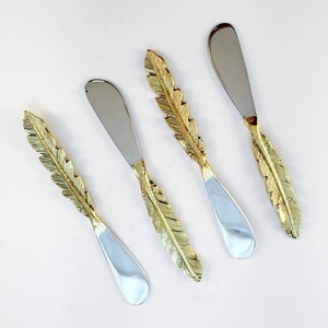Juegos de mesa de comedor de diseño real Diseño de hoja dorada Juego de esparcidor de queso Cuchillo Juego de cocina Cuchillo de queso inoxidable - Product Image 2