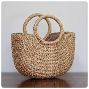 Hot Sale Lady's Seagrass Straw Clutch Bag Modern Natural Tote Beach Bag Zipper Button Closures Chains Directly Viet Nam - Product Image 6