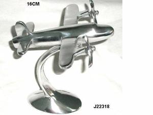 Avion en aluminium moulé avec base carrée et finition polie miroir, disponible en finition nickel mat, sculpture décorative pour la maison - Product Image 4