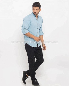 Vente de gros Chemise décontractée à manches longues en denim bleu délavé pour hommes, coupe grande taille et respirant, à prix réduit, avec design délavé - Product Image 6