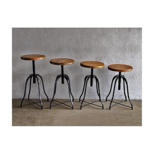 Tabouret de bar industriel de haute qualité, design moderne et antique, pliable, mobilier de bar commercial, métal durable pour une utilisation en intérieur, salon - Product Image 2