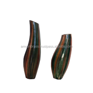 Vases à fleurs décoratifs uniques pour la décoration, vase de conception différente, finitions nickelées, vase à fleurs en métal - Product Image 1