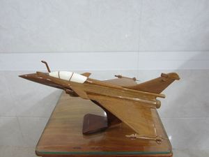 Modèle d'avion en bois du Vietnam - Product Image 5