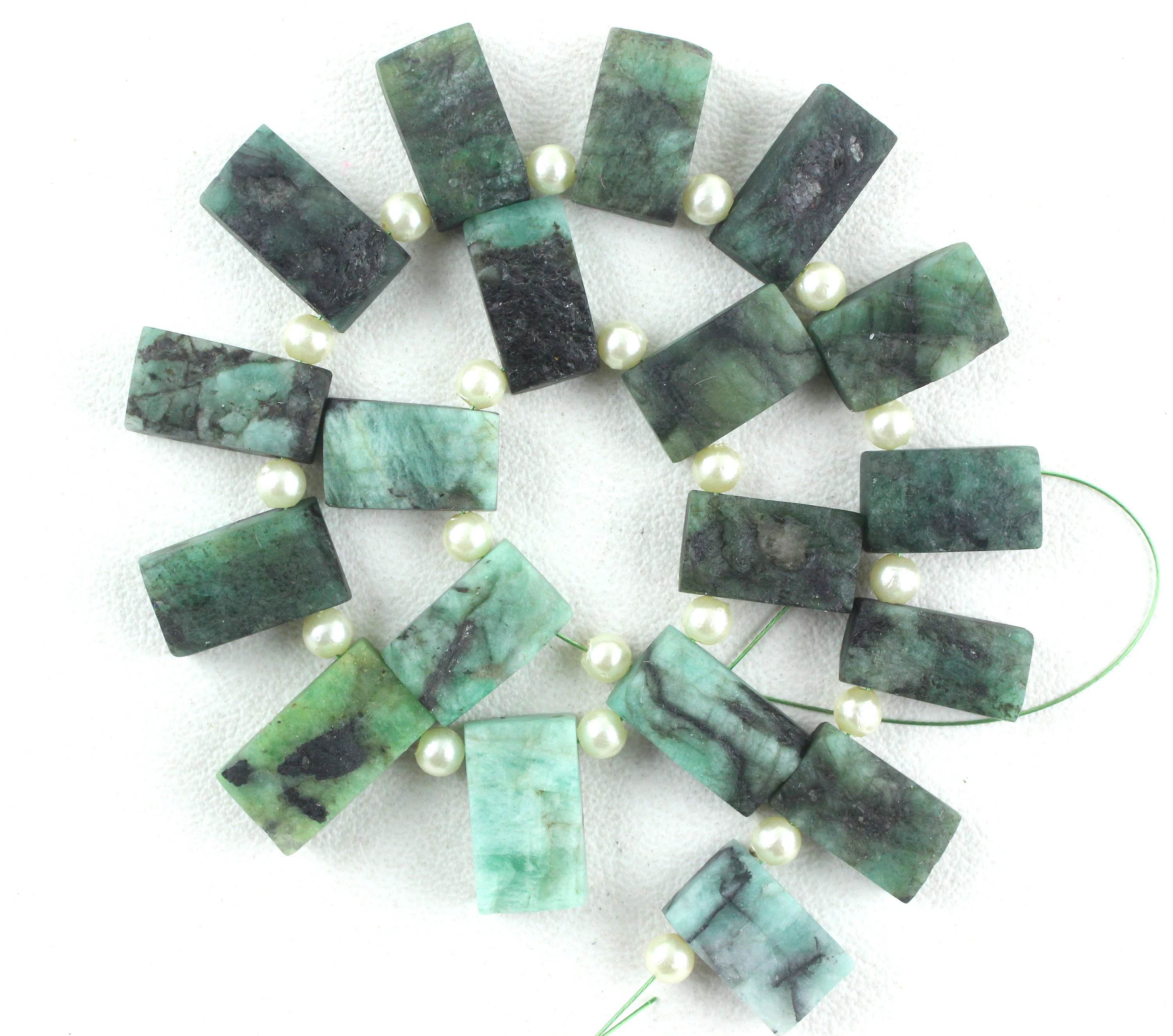 สีเขียว