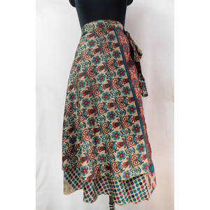 Vintage sari en soie femmes porter wrap jupe vieux réversible deux couche longue bohème hippie robe - Product Image 1