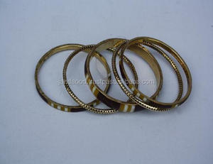 ชุดสร้อยข้อมือโมเสกทองเหลืองและเรซินทำด้วยมือห้าชิ้นกำไลหัตถกรรมโลหะอินเดียพร้อมงานฝัง - Product Image 2