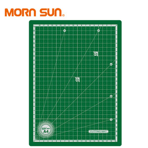 Tapete de Corte de PVC A4 para Manualidades de Taiwán, 30x22 cm, 3 mm de Grosor, Diseño Autocicatrizante de 5 Capas para Grabado - Product Image 1