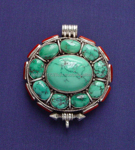 Pendentifs tibétains en forme de cœur Ghau - Product Image 3
