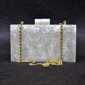 Jet สีดำวินเทจการออกแบบเรซิ่นคลัทช์ลูไซท์กระเป๋า Lucite สีทึบ - Product Image 5