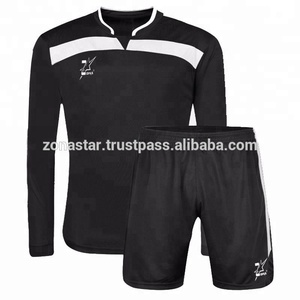 Uniformes de fútbol de manga larga de alta calidad personalizables con visualización del nombre del equipo - Product Image 4