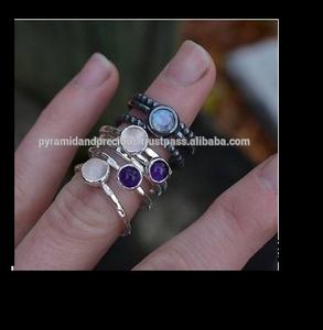 Anillo de plata de ley con piedra pequeña redonda de piedras preciosas - Product Image 1