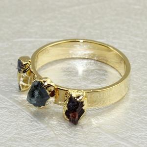 Bague multi-pierres précieuses brutes naturelles à vente rapide bague en laiton or jaune galvanisée bague de mariage et de fiançailles pour femmes - Product Image 3