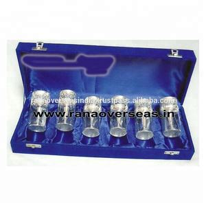 Copa de vino acanalada Vintage con grabado de latón, chapado en plata para Bar y restaurante - Product Image 1