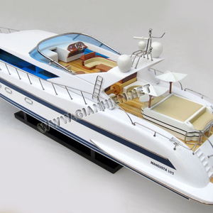 MANGUSTA 105 MODELO DE BARCO DE MADERA - MODELO DE BARCO ARTESANAL 88L X 19W X 31H cm para Mayores de 14 Años - Product Image 1