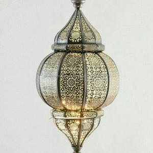 Fournitures de décoration de noël boîte porte-bougie de luxe Logo personnalisé lanterne pour cadeau de mariage en laiton couleur personnalisée marron - Product Image 3