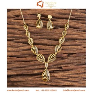 Très demandé élégant plaqué or classique noir Cz collier ensemble 58265 bijoux de luxe en Inde - Product Image 2