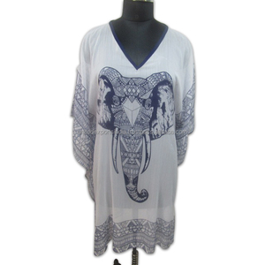 Caftán blanco con estampado de elefante para verano - Product Image 1