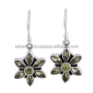 Pendientes colgantes de Plata de Ley 925 para mujer, aretes de piedras preciosas de peridoto verde Natural, diseño de flores, aretes bohemios - Product Image 1