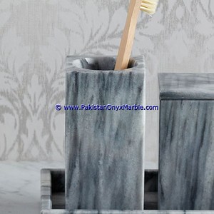 Ensemble d'accessoires de salle de bains en marbre au Design moderne, nouveau, gobelet gris, brosse à dents, boîte à mouchoirs, support, pompe à savon, plat, poubelle, plateau - Product Image 3