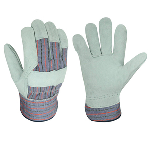Gants de travail en cuir de vache gris avec protection renforcée des mains et des bras - Product Image 1