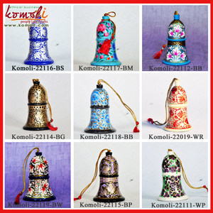 Ornement d'ange de Noël en papier mâché fait à la main peint à la main décoration suspendue d'arbre pour la décoration de vacances et de fête - Product Image 5