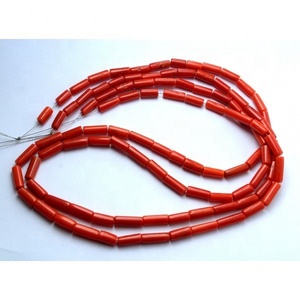 Perles lisses en corail rouge italien naturel forme de tube 8x2mm à 12x4mm env. 20 pouces - Product Image 2