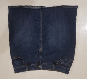 Branded Ladies <b>Denim</b> Skirt Mixed Size Cotton <b>Material</b> Fashion Style for Adults-Surplus Export for Spring Season - Product Image 1