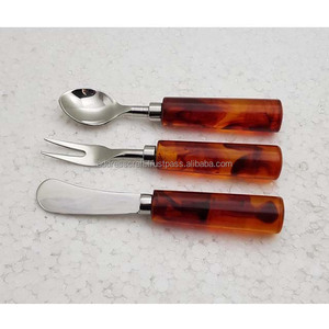 Ensemble de fromage de couverts en acier inoxydable 18/8 de haute qualité avec poignée en résine plaquée argent - Product Image 6