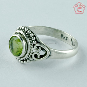 Bague unisexe en argent sterling avec pierre péridot, sertissage de pierres précieuses, bijoux pour mariages, fiançailles, anniversaires, fêtes, vente en gros - Product Image 3