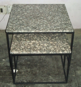 Lot de 2 tables d'appoint gigognes en fer avec dessus en marbre à 2 niveaux pour salon chambre cuisine famille et bureau stable - Product Image 1
