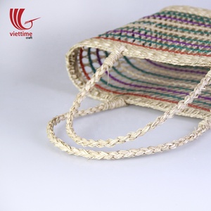 Sac à provisions fourre-tout en fibre de paille tissée à la main Style vintage écologique pour une utilisation à la plage Fermeture ouverte - Product Image 6