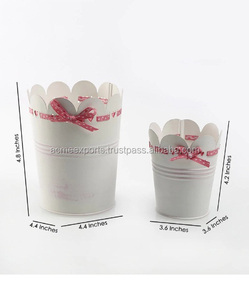 Jardinière décorative en métal avec nœud pour plantes d'intérieur Légère et élégante pour la maison et le jardin - Product Image 1